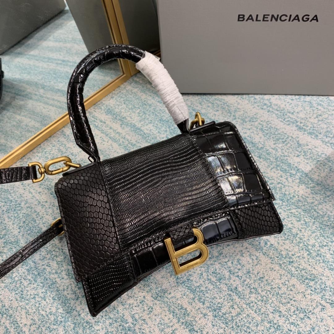 Three PinsThe SX Balenciaga three piece crocodile lizard snake skin hourglass bag has been pur