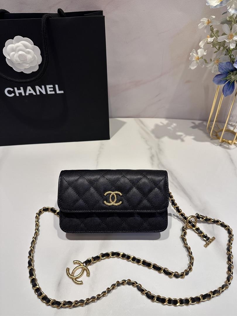 chanel 23b Adjustable Chain Mobile CaseCaviar shines under the light and the hardware log