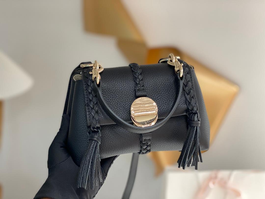 Chloe Penelope Coin Bag Small Wrinkled LeatherChloe another new bag out of stock king ha