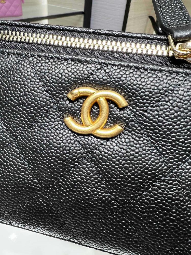 chanel bagAP3204Ydouble c embossed logo