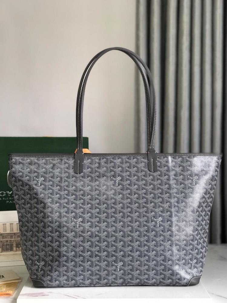 But it doesnt stop there Goyard takes customization to the next level by upgrading the l