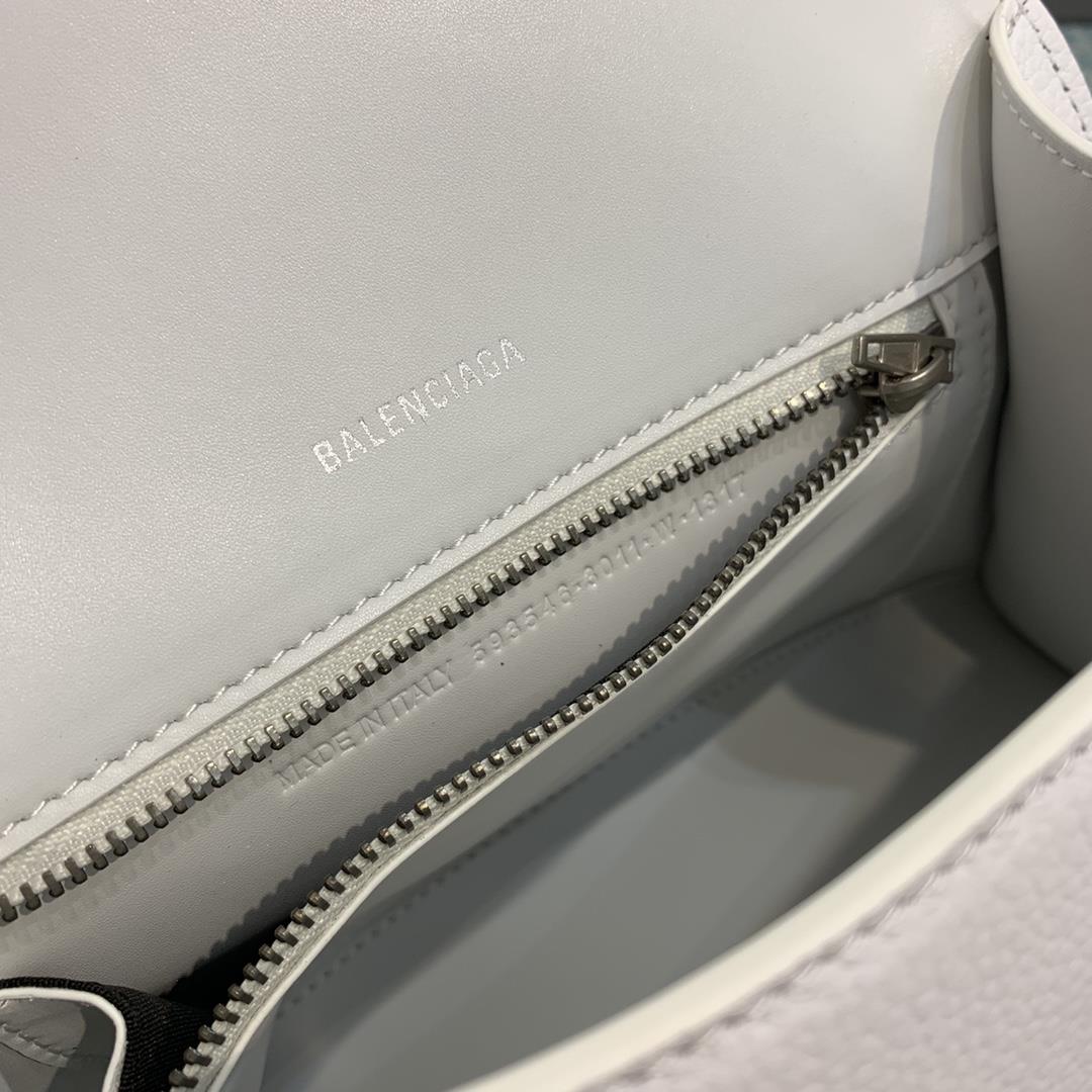 Shipping Diamond grain S sizeBalenciags latest diamond pattern silver buckle hourglass bagThe 