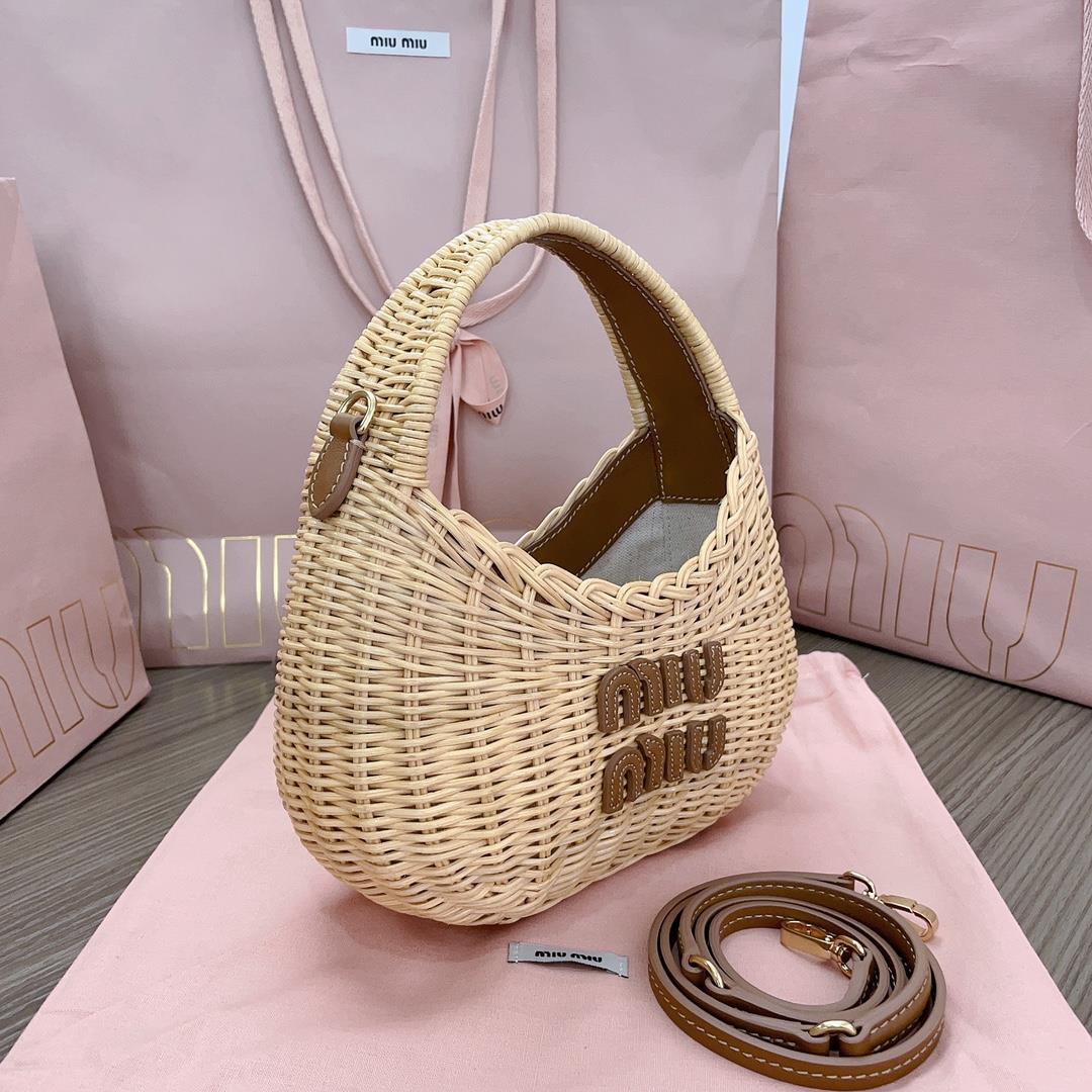 Family Ms new summer idyllic holiday style woven cabbage basket bag with leather logo logo sew