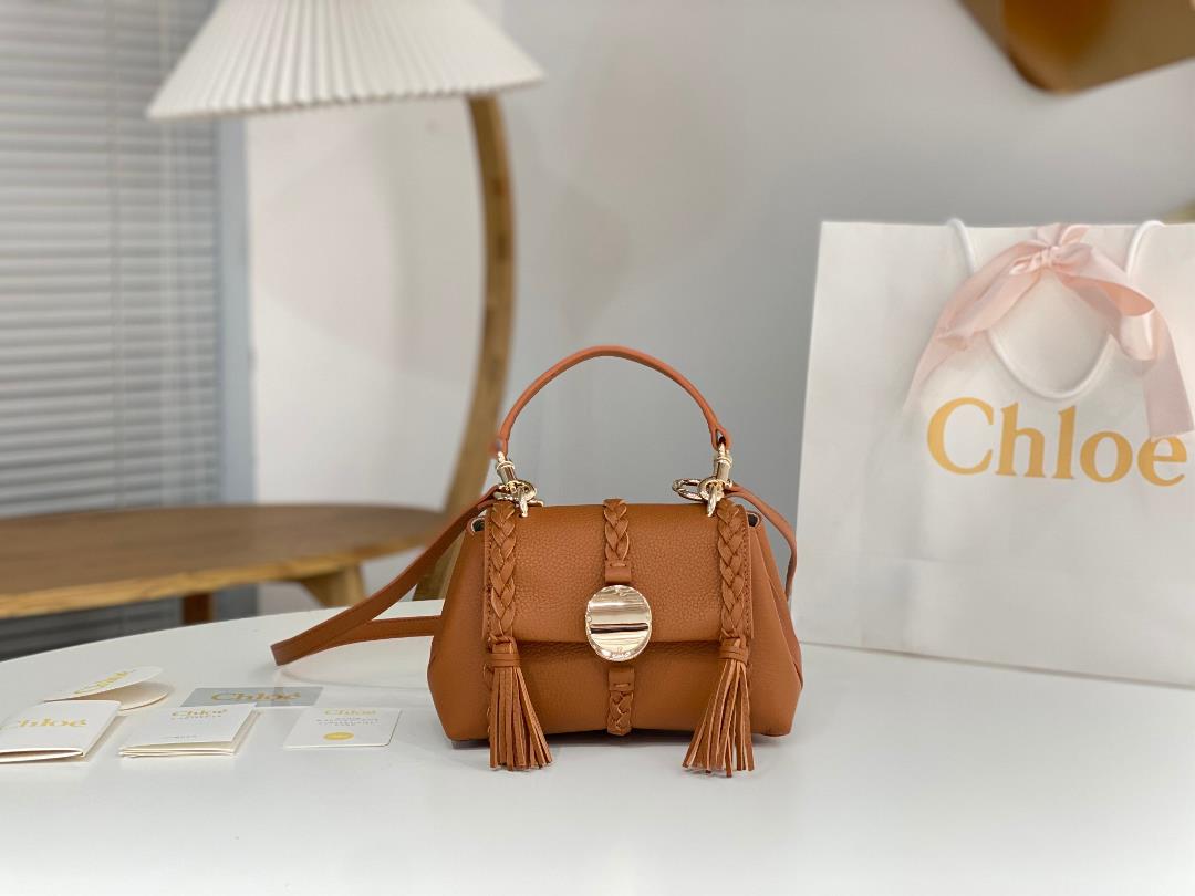 Chloe Penelope Coin Bag Small Wrinkled LeatherChloe another new bag out of stock king has once aga