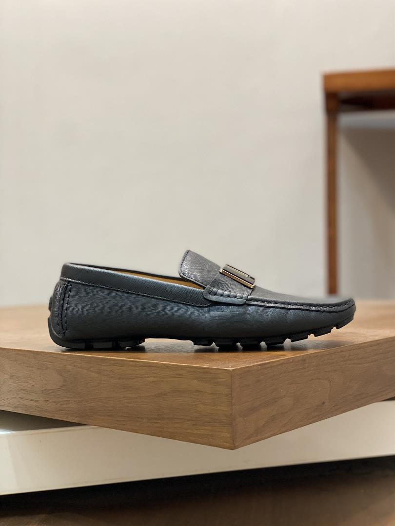 Louis Vuitton LUXEMBOURG SAMOTHRACE series of bean shoes made a remarkable debut on the s