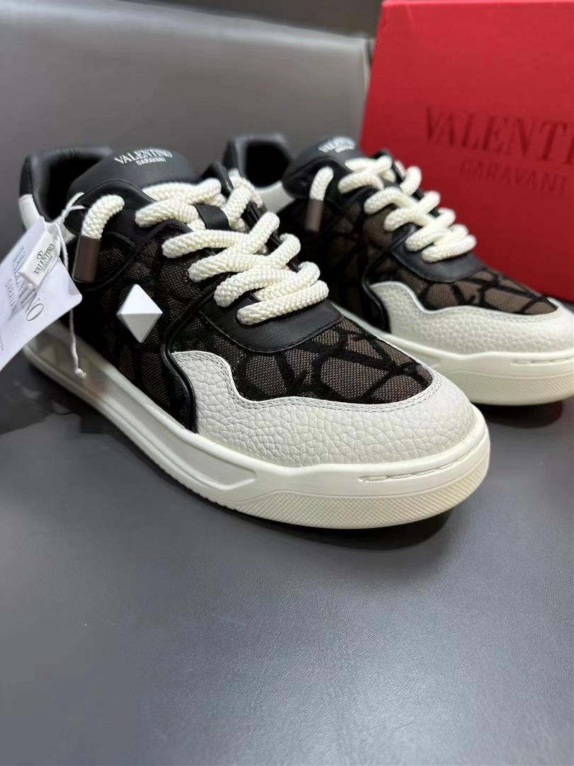 Valentino High quality original orderUpper Brand Denim Cloth Shoe Body Nailing Pure Hand W