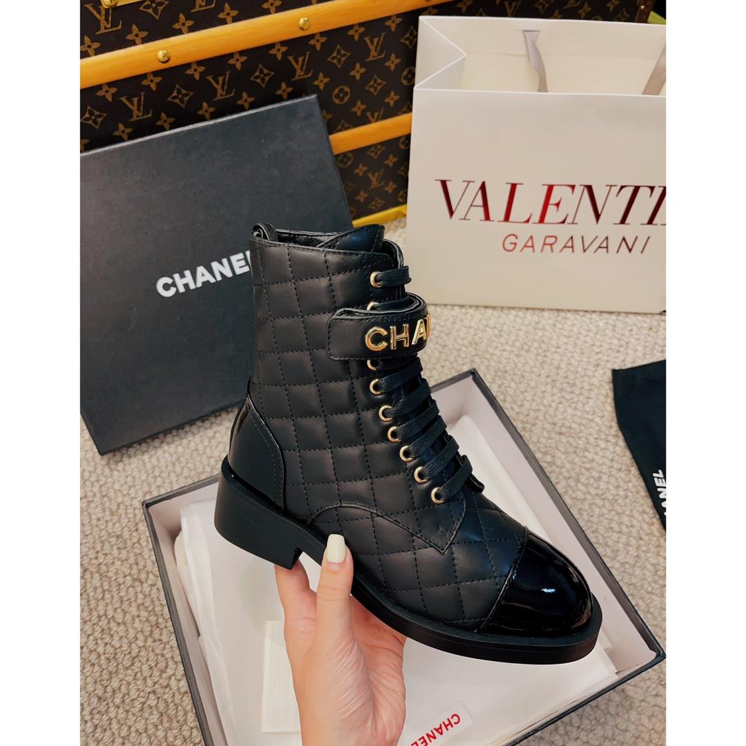 Latest Martin Boot Collection The top tier show series Chanel Xiaoxiang a new autumn and