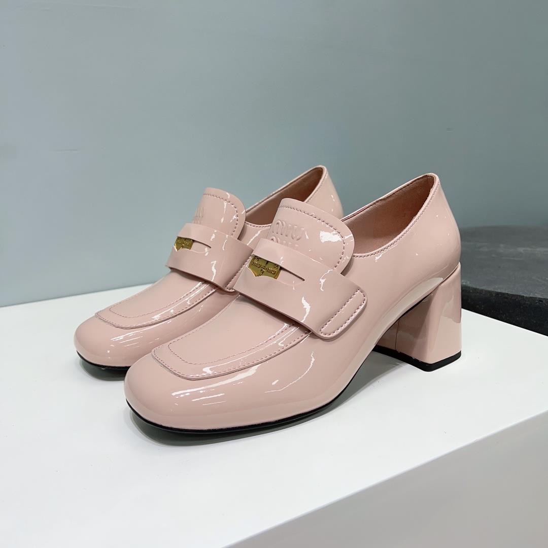 High quality factory top quality Miumiu23ss autumn and winter show money making copper coin shoes th