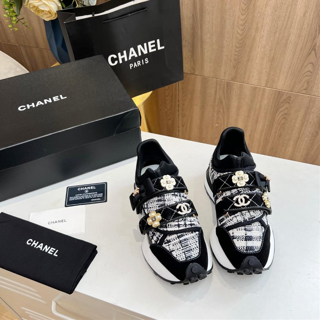 Chanel  new autumn and winter sports shoes are invincible beautiful and easy to wear Xiao