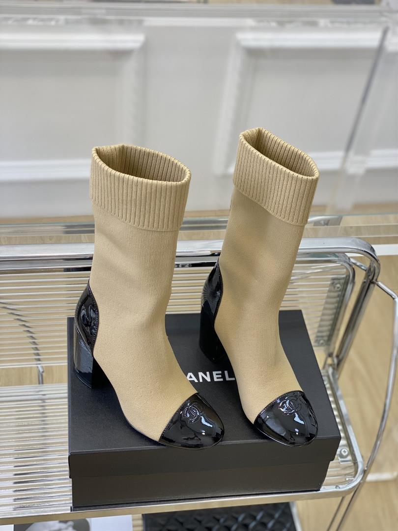 Chanel New Sock BootsThese socks and boots really look good at first glance8cm put on a whole 