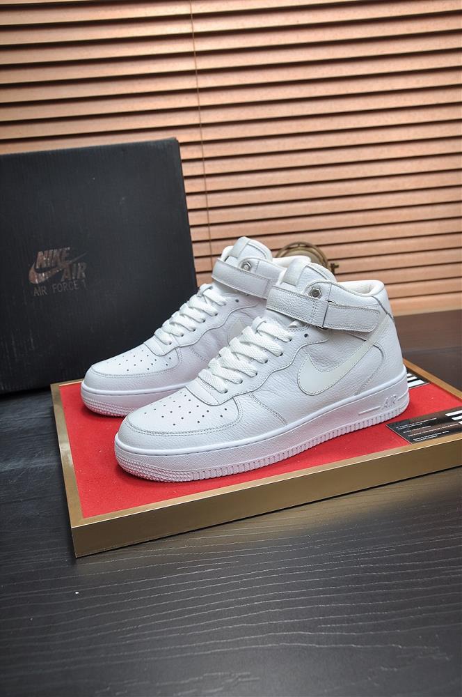The Nike Air Force 1 Plus Maoli Couples Air Force One High Top Low Top Full Series Sports Board Shoes are specially supplied with NAPPA leather mater
