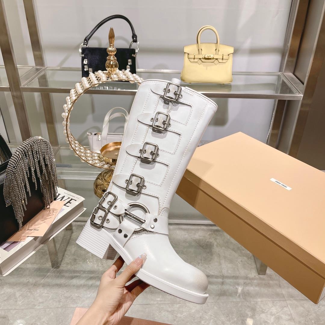 miumiu 2023 AutumnWinter New Product Limited Edition High Barrel Boots MIU Series Global