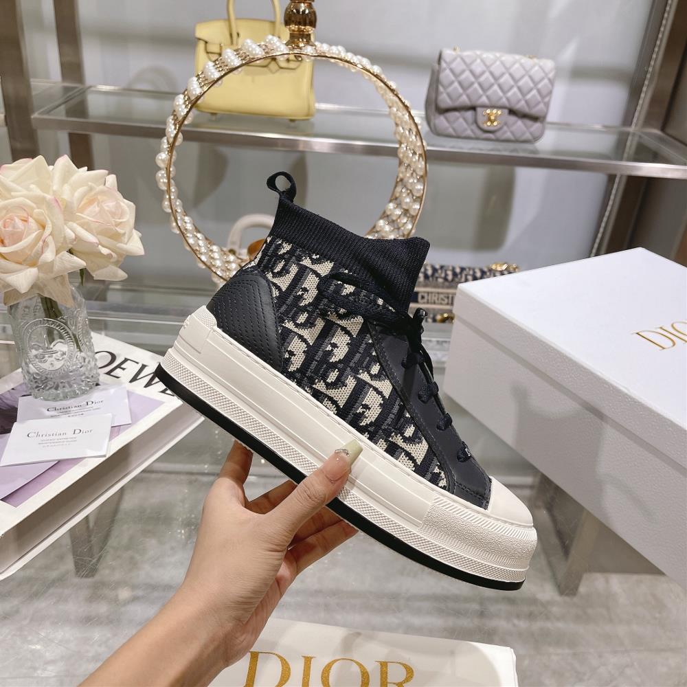 What truly impresses me about the DIOR Alps exclusive casual shoes is the meticulous craft