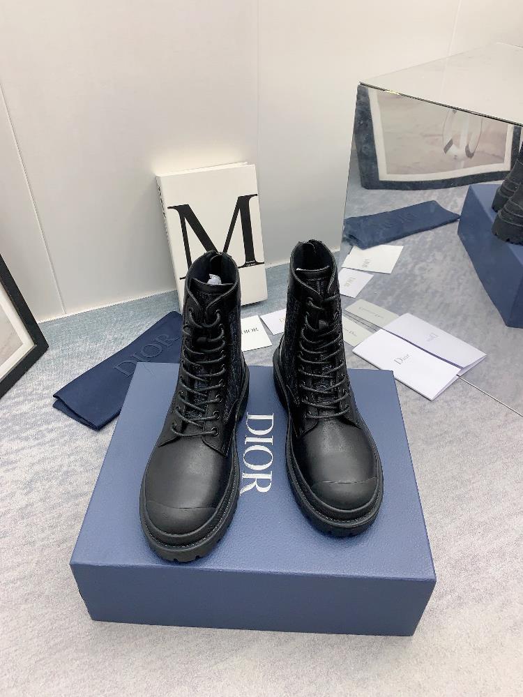 Factory produced leather lining fur lining  higher versionDiors new Explorer series wool short boots snow boots knight Martin boots and ankle boot