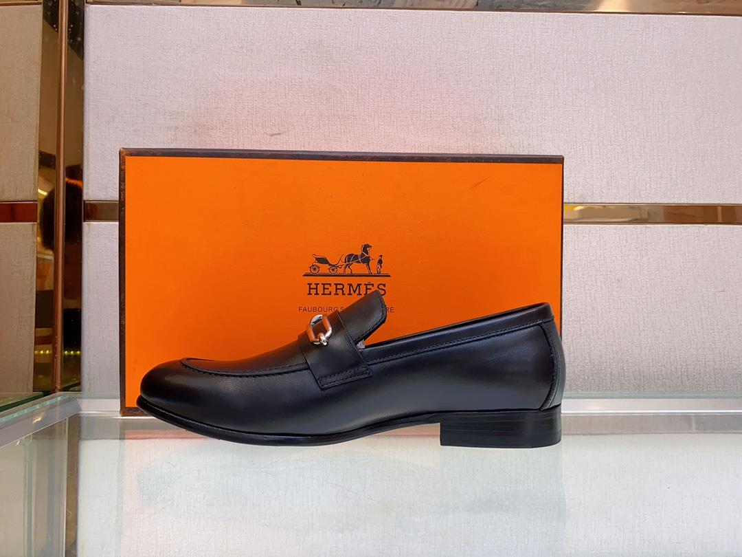 The latest Slipon shoe of Hemes Family Love Horse leather outsoleThe elegant gentleman st