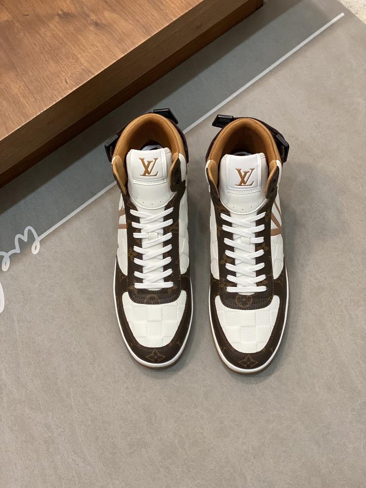 Louis VuittonHigh quality original orderUpper Napa calf leather air compression brand to