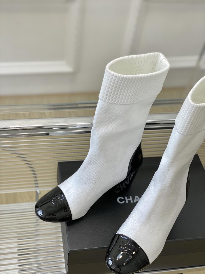 Chanel New Sock BootsThese socks and boots really look good at first glance8cm put on a whole 