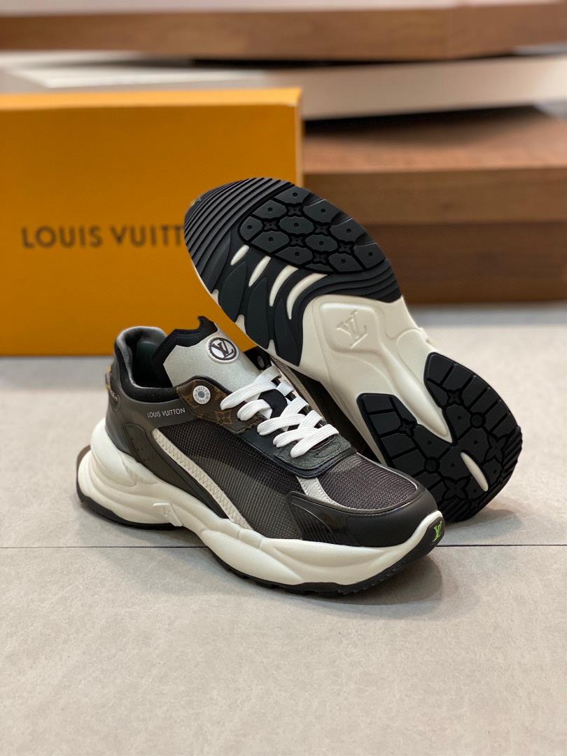 Louis VuittonHigh quality original orderOriginal suede calf leather brand plastic module b