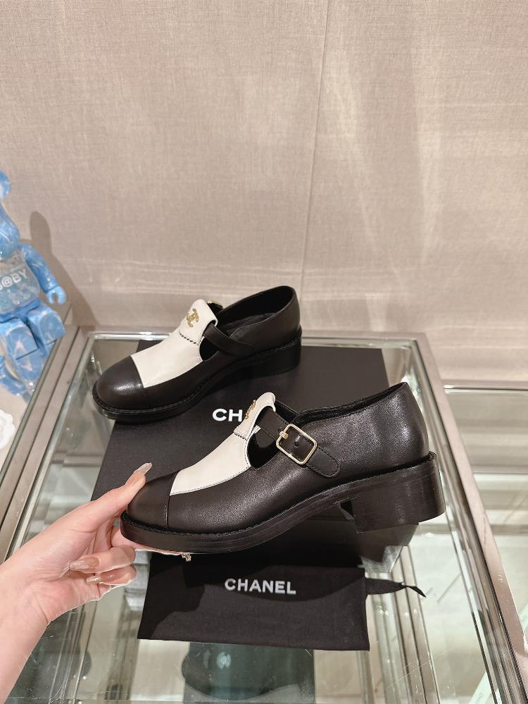 Chanel 23S Little Fragrance Mary Jane Single Shoes Thick Heel Doll ShoesI havent paid att