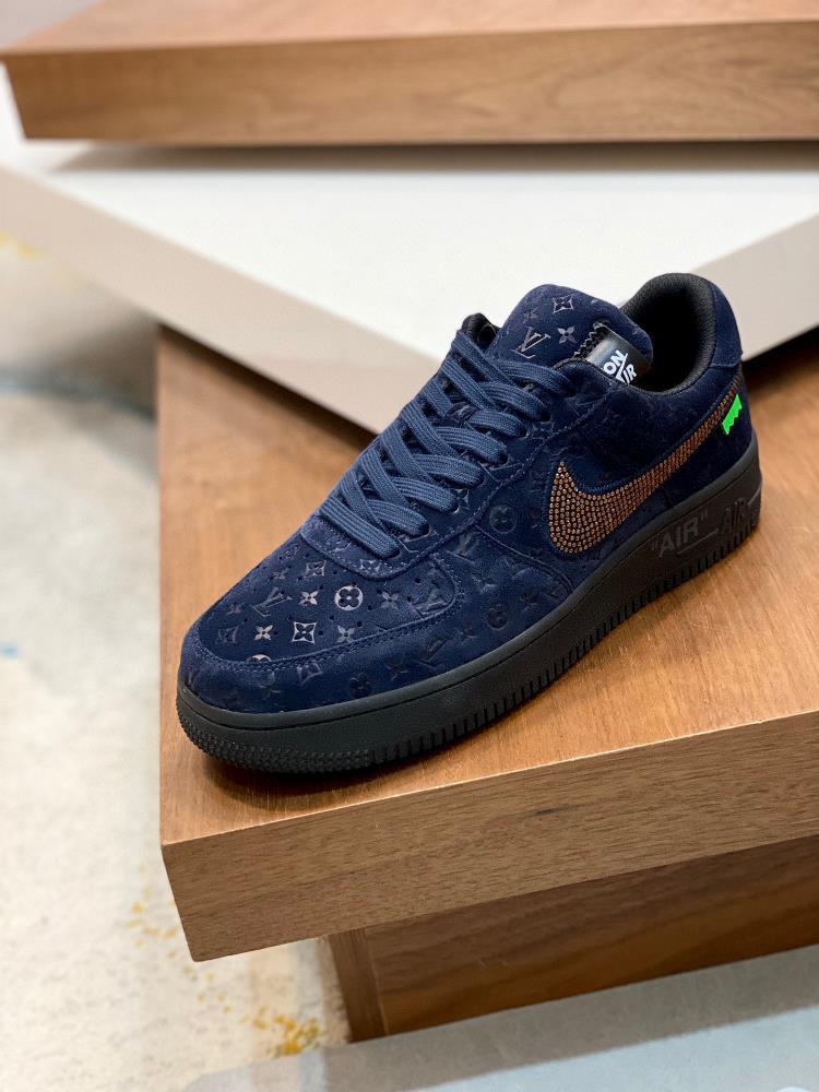 Louis Vuitton x x Nike co branded model is designed to basically follow the style of THE