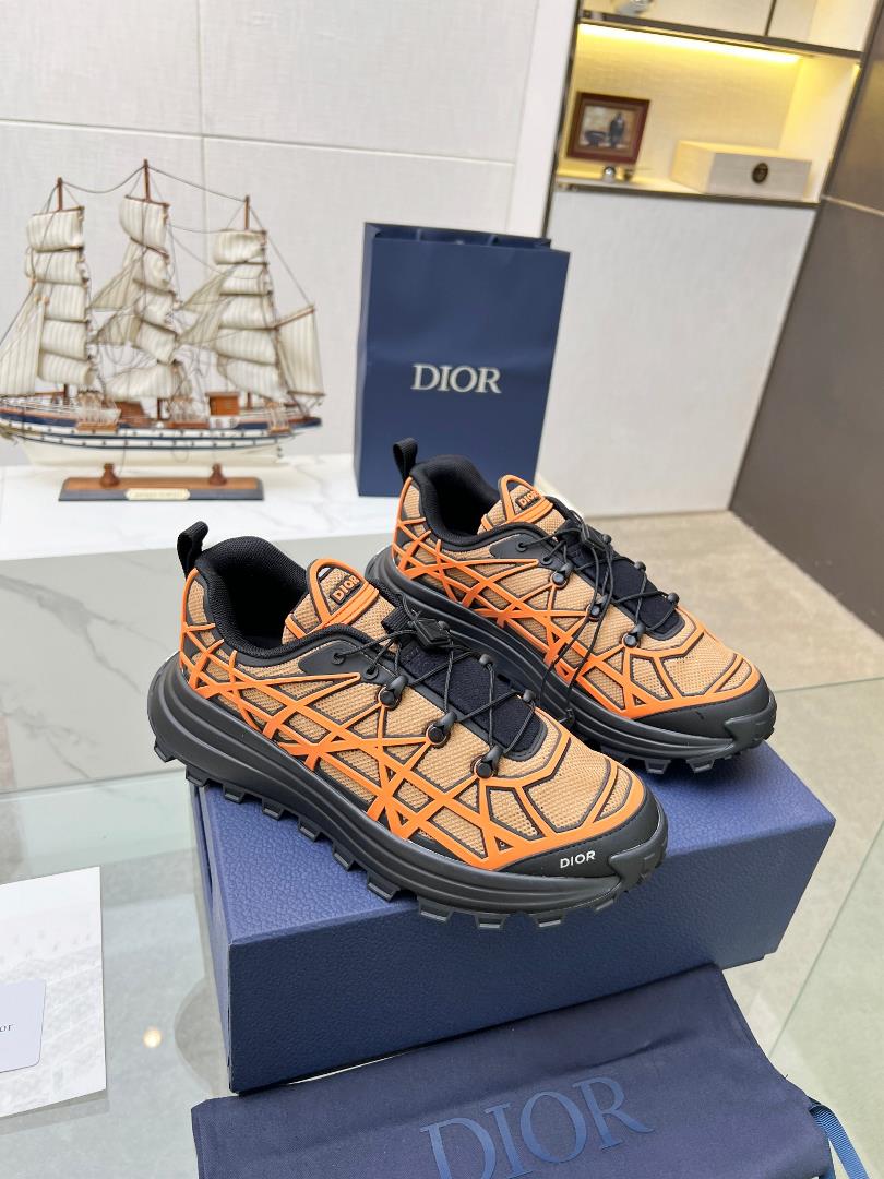 Top level version Dior new low cut B31 Runner sneaker developed and produced and restored