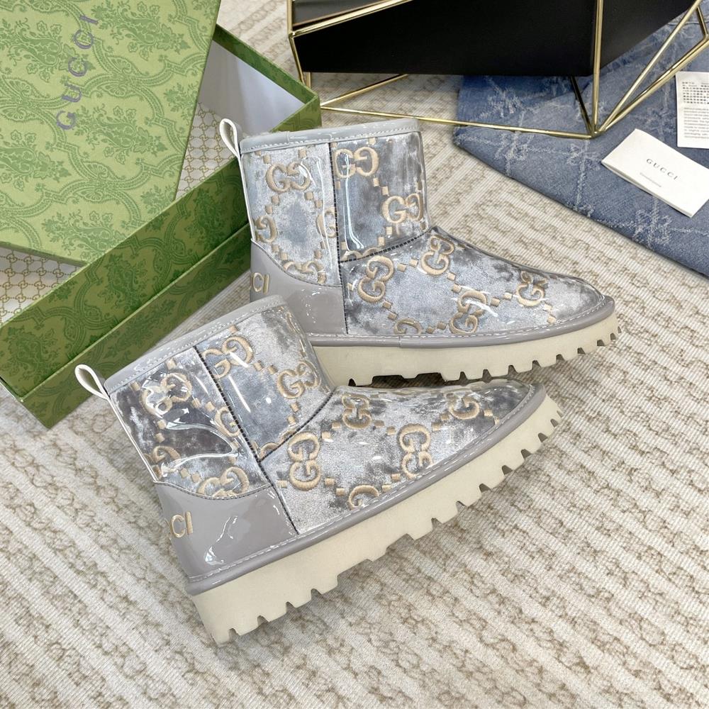 But more than just a stylish statement snow boots are a practical necessity for navigatin