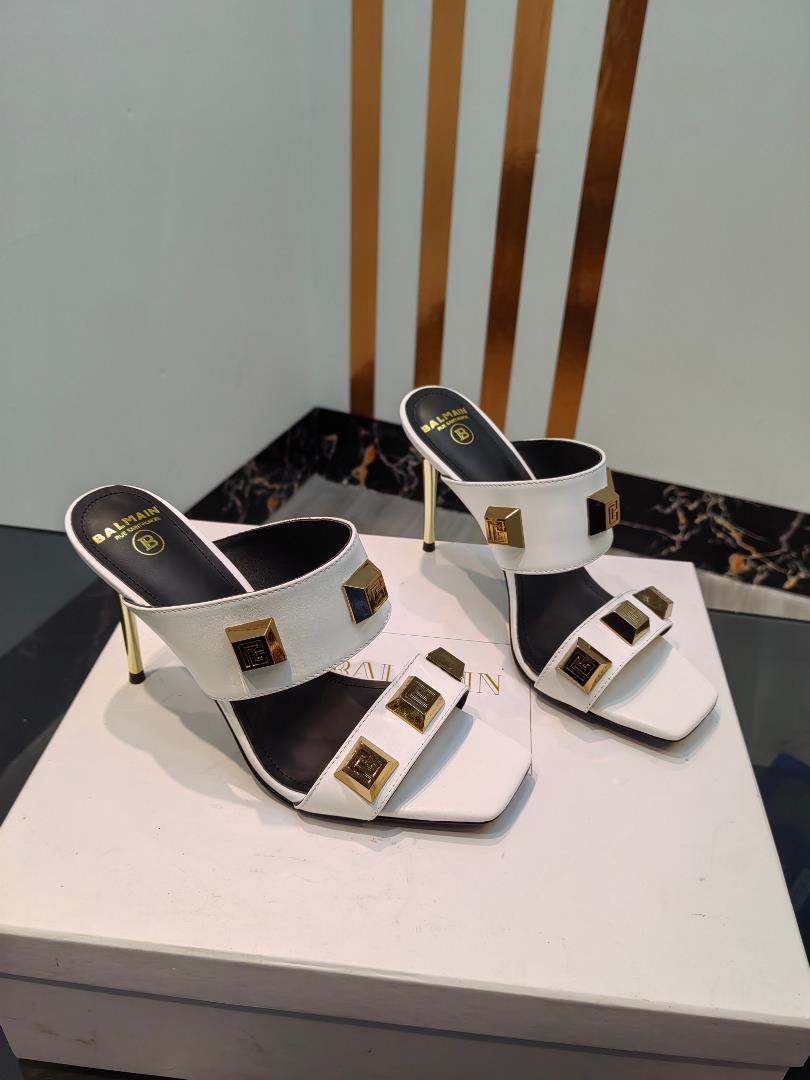 Balmans latest runway high heeled slippers for springsummerThe brand Balman was founded by Fre