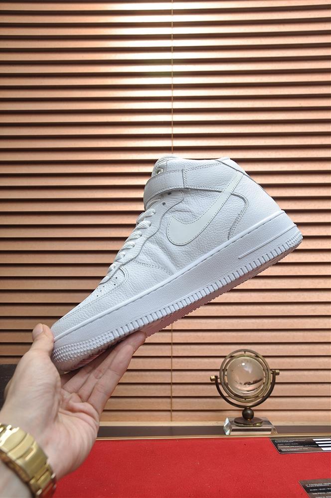 What makes the Couples Air Force One even more special is the opportunity to match with y