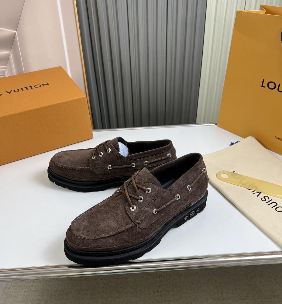 LV mens business casual leather shoes luxurious and luxurious all made of imported original brand leather materials just to create a more comforta