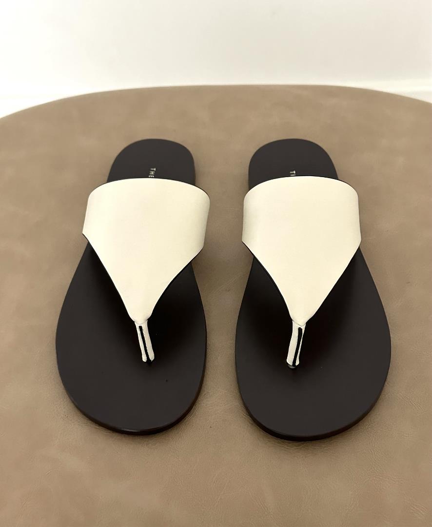 Off white Avery white seamless toe clip sandals highlight the elegant Minimalism style made of luxu