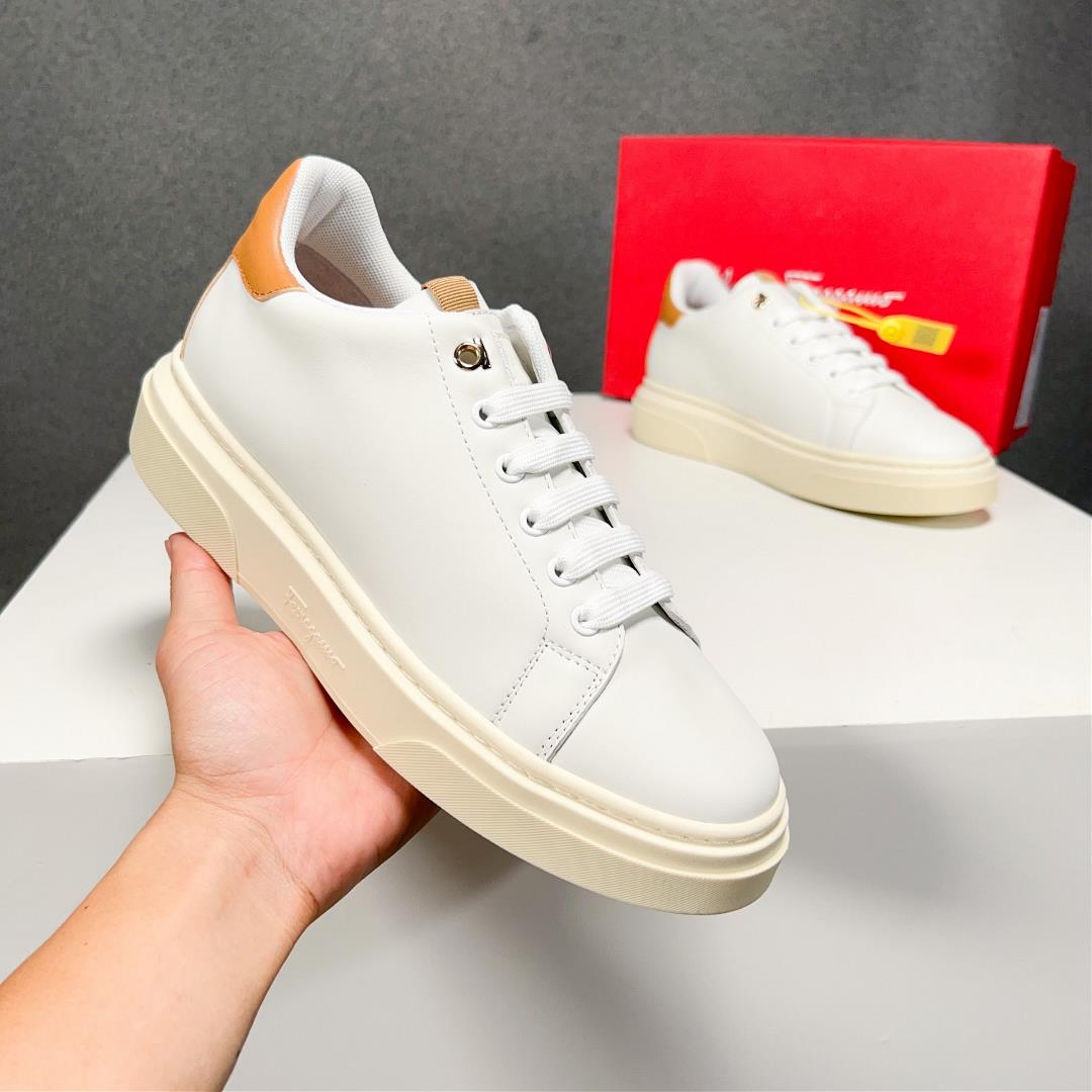 salvatore Ferragamo SpA 2023 mens new casual sneakers are fashionable sporty charmin