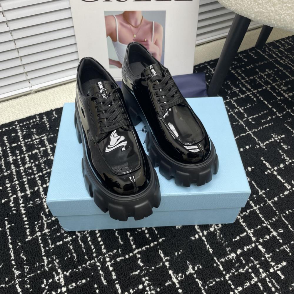 Upgraded factory PRADA Prada muffin shoes printed Lefu shoes originally developed oneononeThe upper leg is very stylish and the latest series is