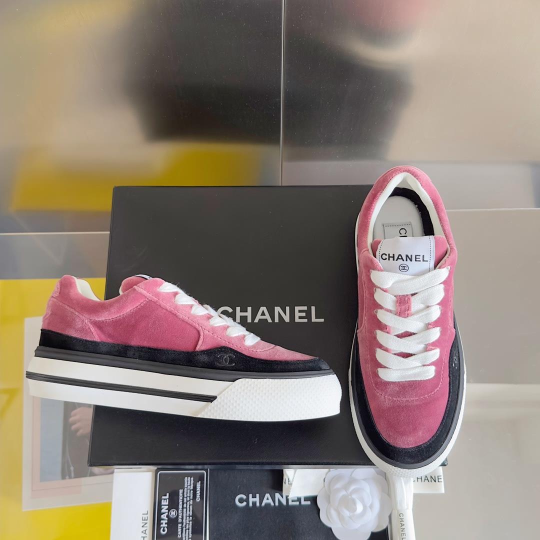 Top level version Low Help Chanel Chanel 23B Panda Color Sneaker Xiaoxiang Casual Sports S