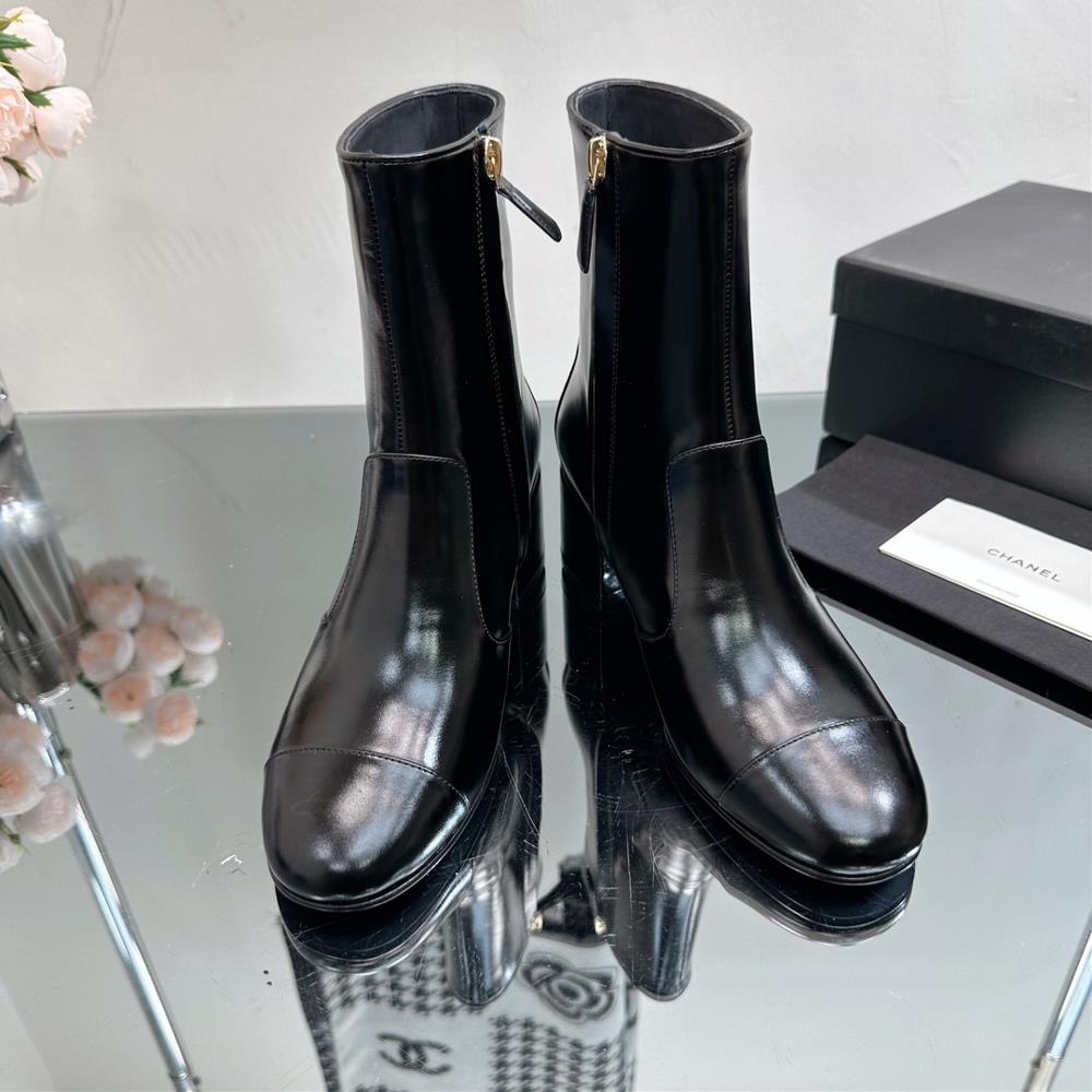 Xiaoxiang 2023 New Ankle and Short Boot Series Can Be Sweet or Salt New SpringSummer 2023