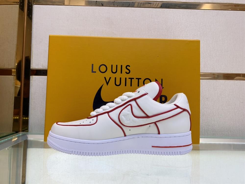 The Louis Vuitto x Nike Co branded Cool Couple casual sneaker features an unbeatable color