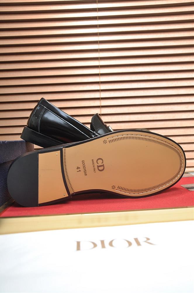 In conclusion Diors mens shoes in cowhide are the epitome of timeless elegance and mode