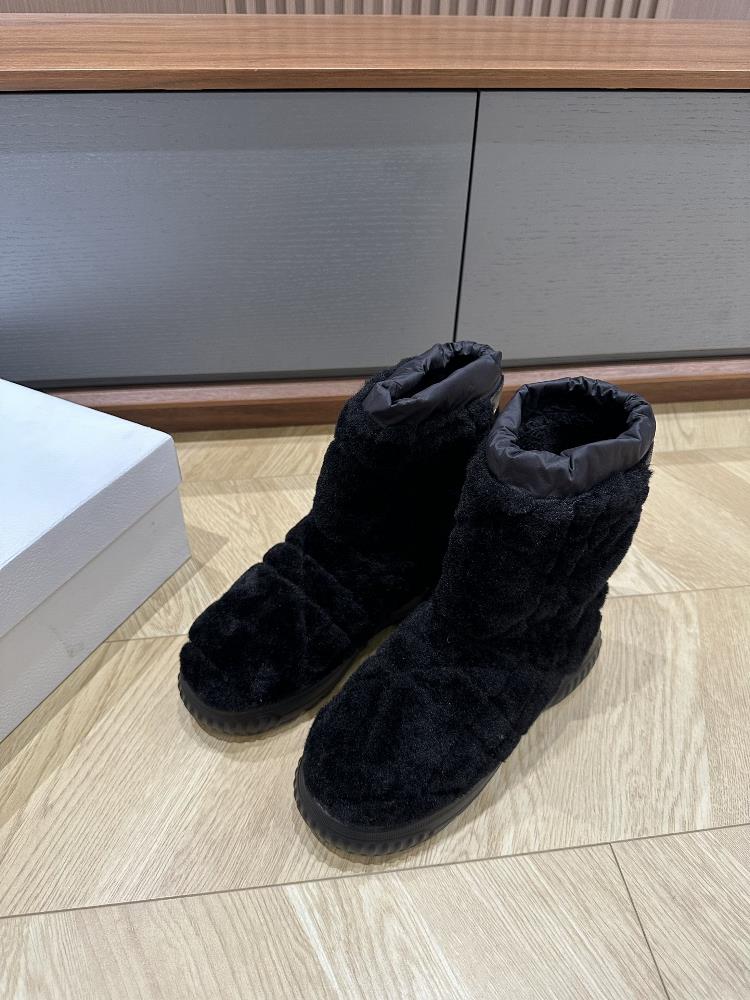 dior New Wool Snow Boots with Full Wool Rubber Sole Size3536373839 Order 40 No Return or ExchangeTagId 20970740TagName Dior Boots  professio