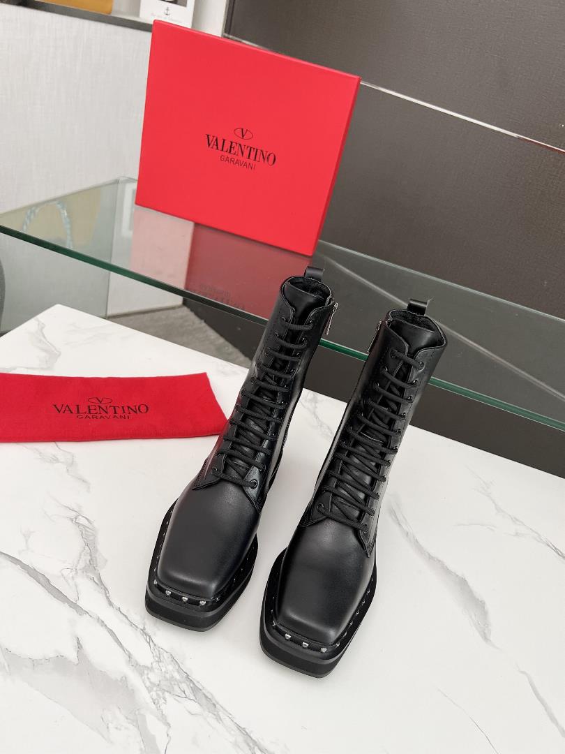 Womens shoes and womens clothing Valentino 2023 early autumn new Valentino original onetoone cou