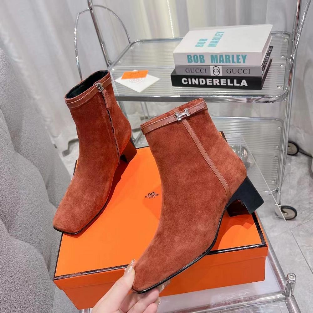 What I love most about the Hermes Kelly Short Boots is their versatility They can be pair