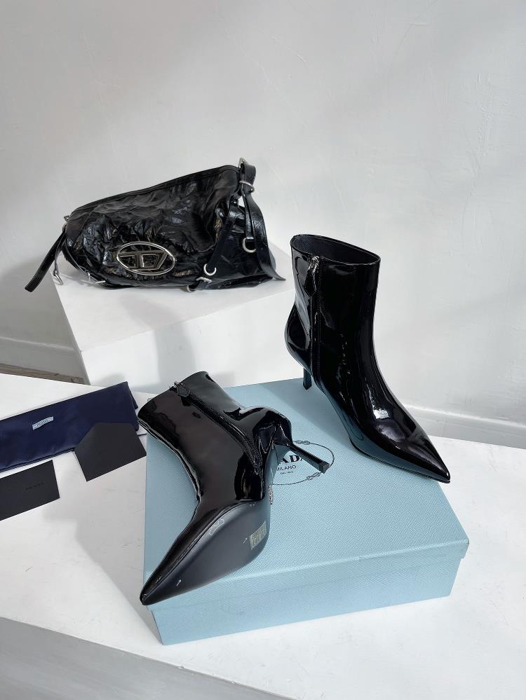 Prada AutumnWinter New Triangle Standard Fine Heel Side Zipper Pointed Short Boots The