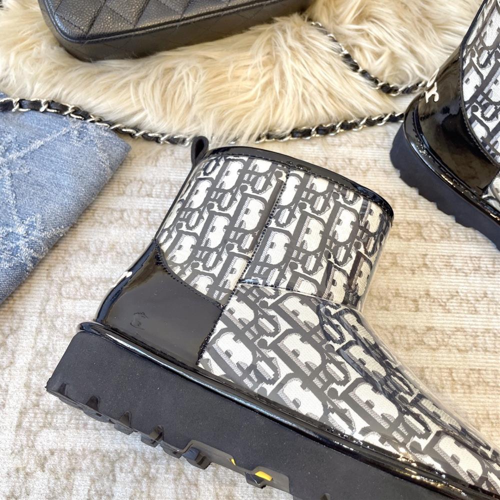 When it comes to styling your Dior snow boots the options are endless Pair them with a c