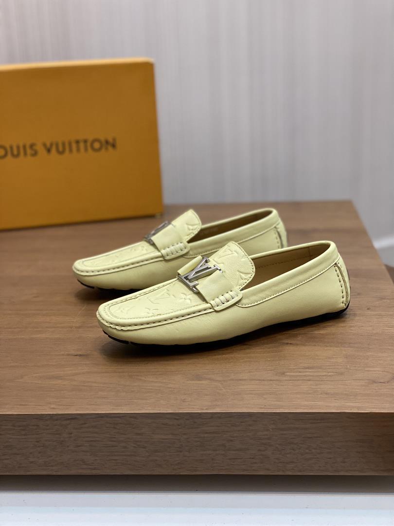 Louis Vuitton LUXEMBOURG SAMOTHRACE series of bean shoes made a remarkable debut on the s