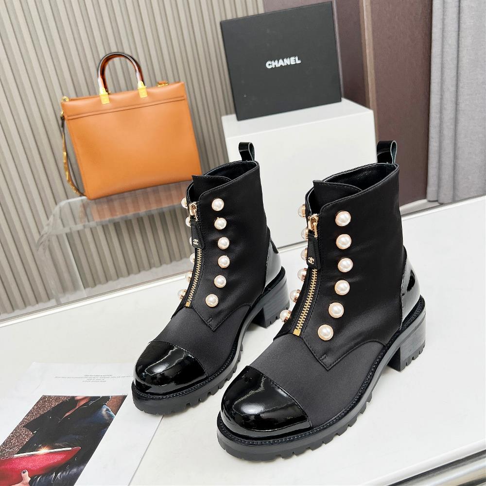 Factory price CHANEL The highest version on the market for Chanel The original development of pearl zipper short boots 23ss the latest fashionable