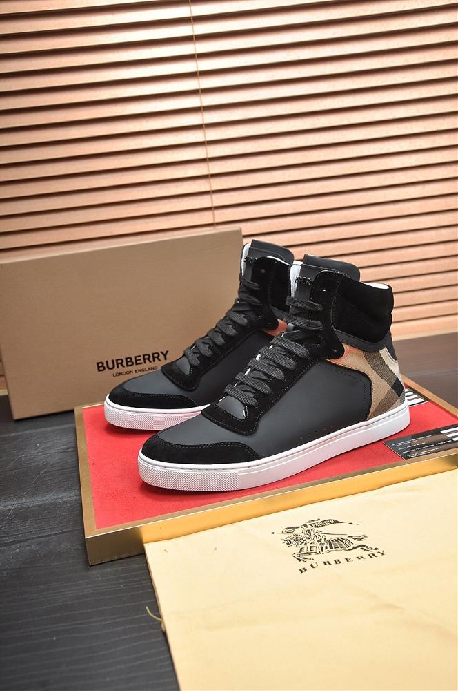 Burberrys classic high top sneakers are made of imported cowhide with classic plaid fabric and sheepskin lining The original outsole is finely craft