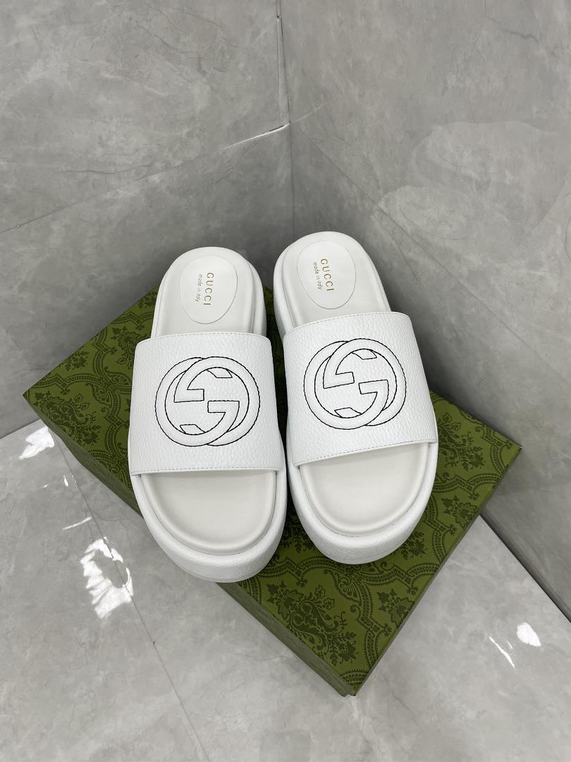 GUCCI Official Website New Womens Thick Sole Slippers Sandals SpringSummer NewThe GG logo was 