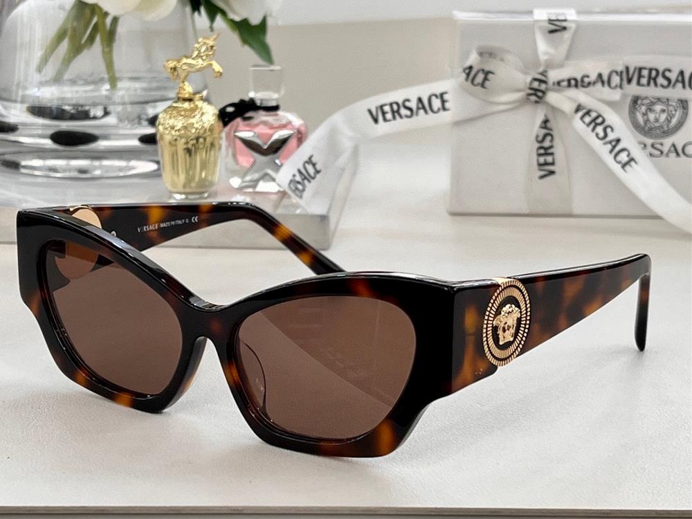 Versace Glasses The Epitome of Personalized Fashion