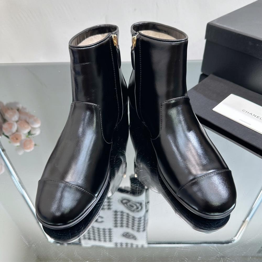 chanel New Ankle and Short Boot Series Can Be Sweet or Salt New SpringSummer 2023 Xiaoxia