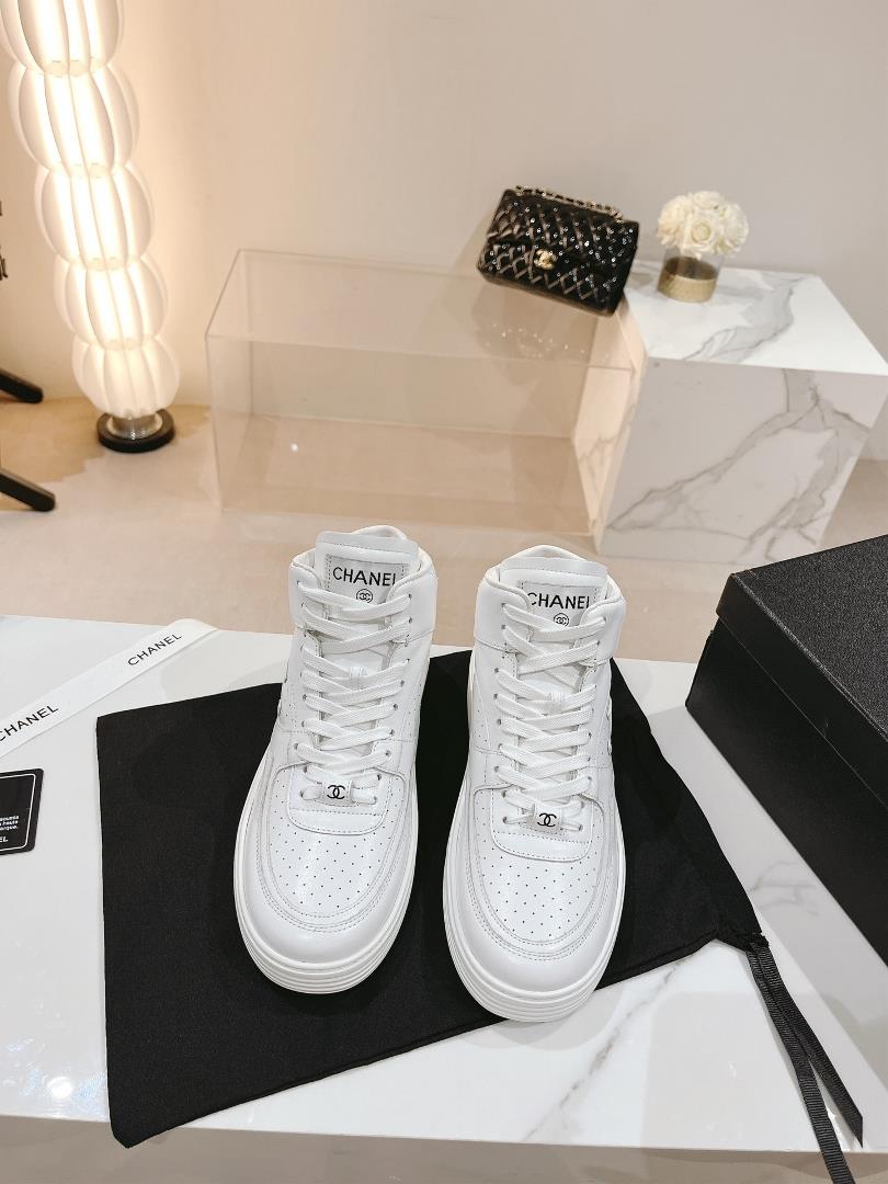 the latest all leather panda color matching small white shoes casual sneakers Skate shoe Air Forc