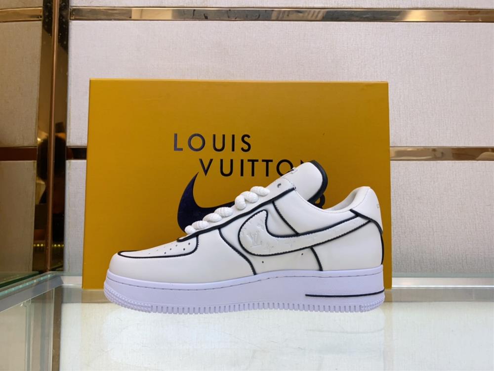 The Louis Vuitto x Nike Co branded Cool Couple casual sneaker features an unbeatable color