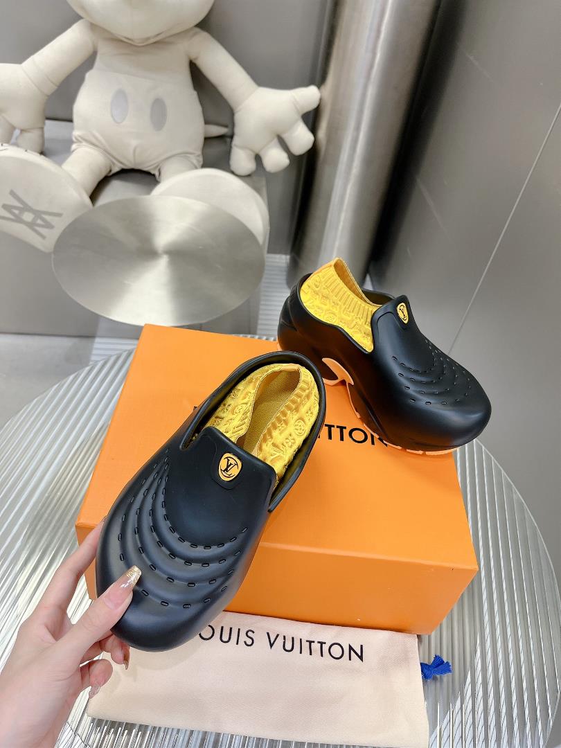 The shoe that debuted in the 2023 fashion show is named Louis Vuitton Shark Clog The shell mat